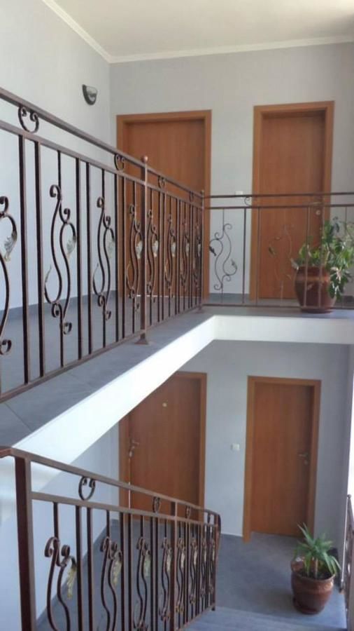 Гостевой дом Happy Ring Guest Rooms Хасково-22